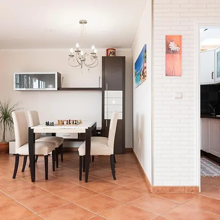 Apartment Private Large Bungalow 100m