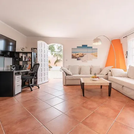 'bloom' Peaceful Beachside Bungalow * Puerto de la Cruz (Tenerife)