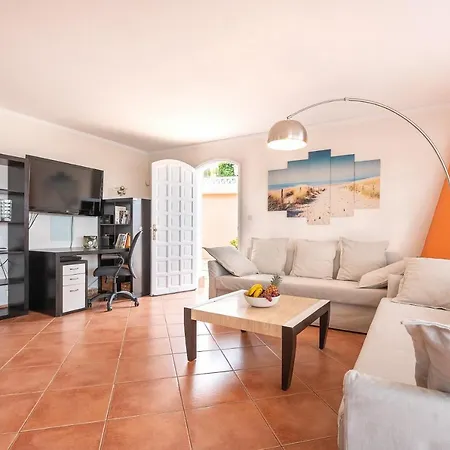 Apartment 'bloom' Peaceful Beachside Bungalow Puerto de la Cruz (Tenerife)