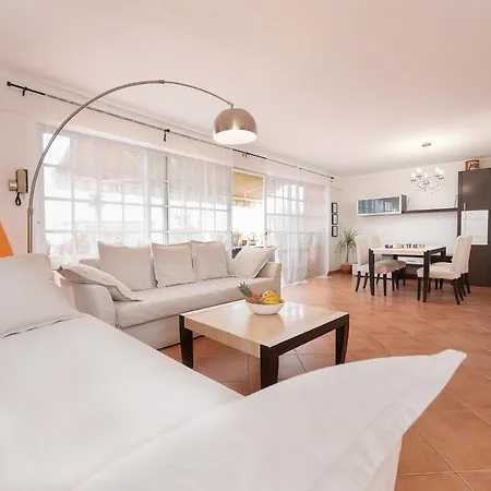'bloom' Peaceful Beachside Bungalow * 푸에르토 드 라 크루즈